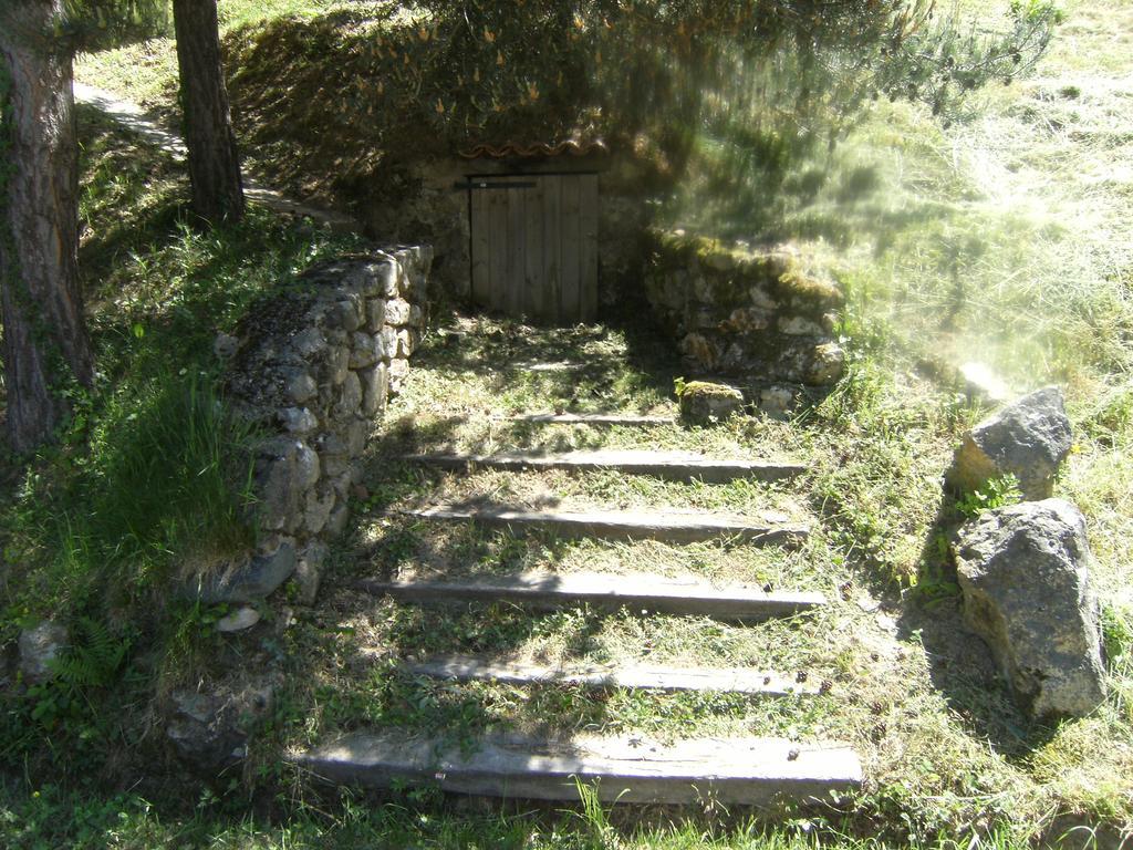 Les Roches Hotel Le Crestet Kültér fotó